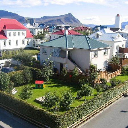 Teigur Guesthouse Akranes Bagian luar foto