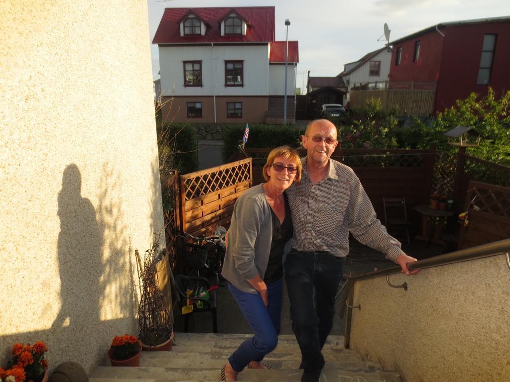 Teigur Guesthouse Akranes Bagian luar foto