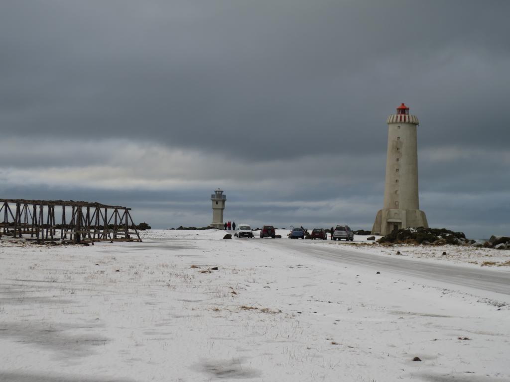Teigur Guesthouse Akranes Bagian luar foto