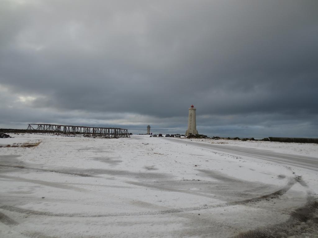 Teigur Guesthouse Akranes Bagian luar foto