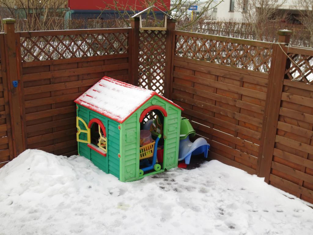 Teigur Guesthouse Akranes Bagian luar foto