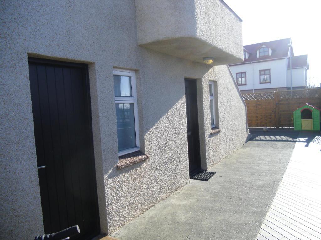 Teigur Guesthouse Akranes Bagian luar foto