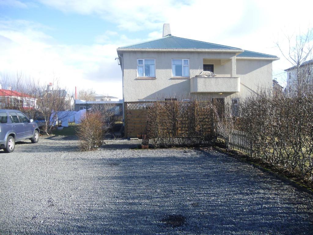 Teigur Guesthouse Akranes Bagian luar foto